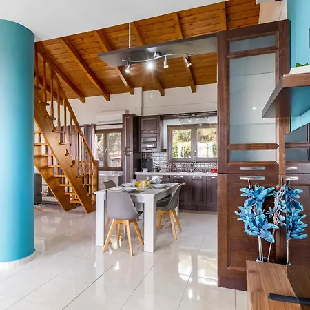 Remvi House Lefkada City